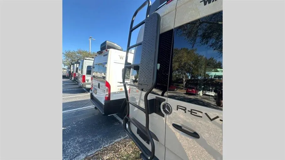 2026 Winnebago Revel 44EC - Photo 4