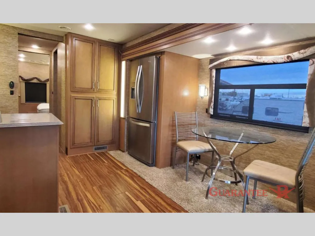 2017 Newmar Canyon Star 3914, Photos photo 13