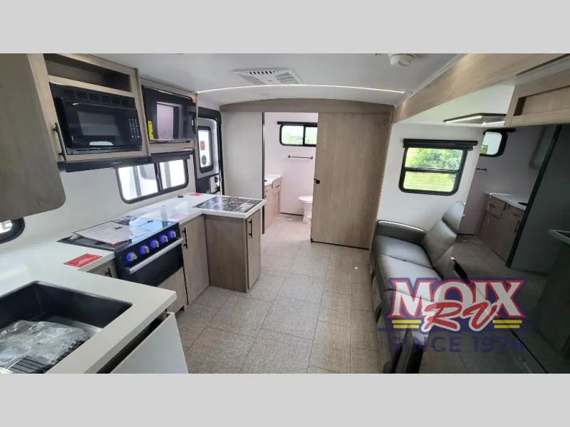 2026 Grand Design Imagine 2300MK - Photo 4