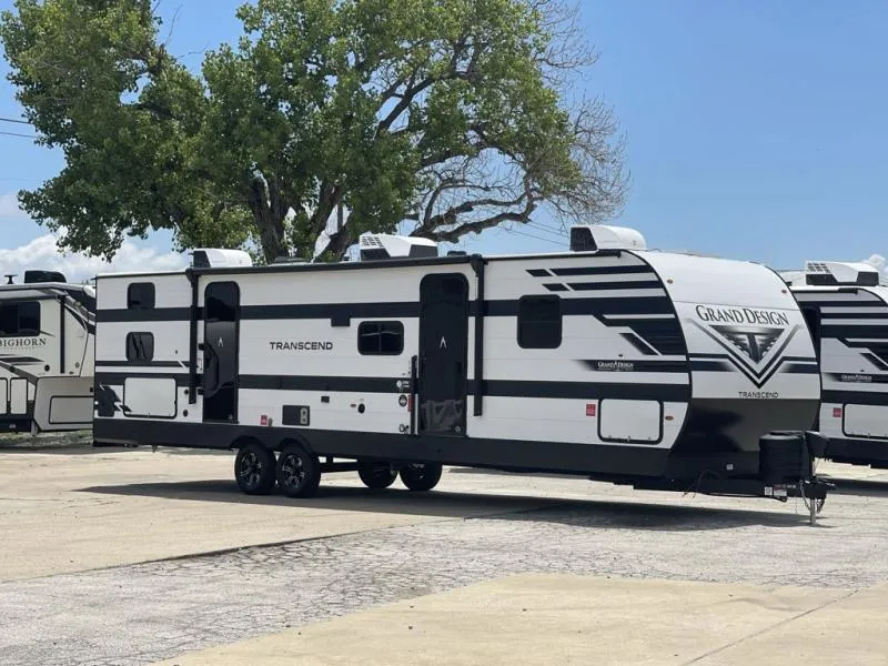 2027 Grand Design Transcend 325BHT - Photo 2