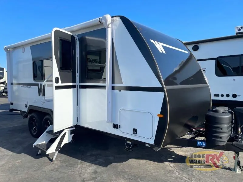 2026 Winnebago Micro Minnie 2108TB - Photo 2