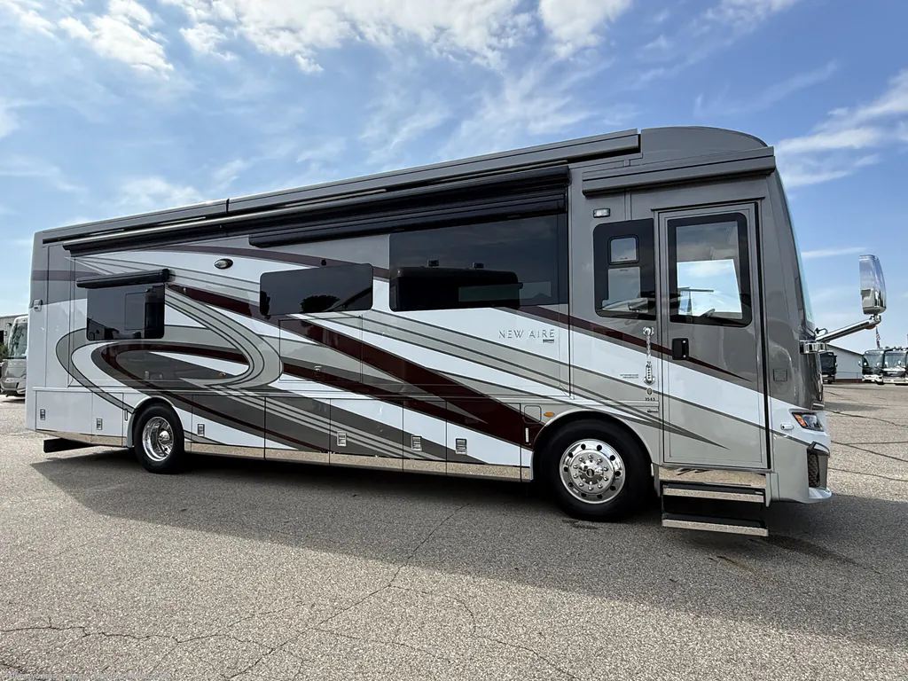 2022 Newmar New Aire 3543, Photos photo 6