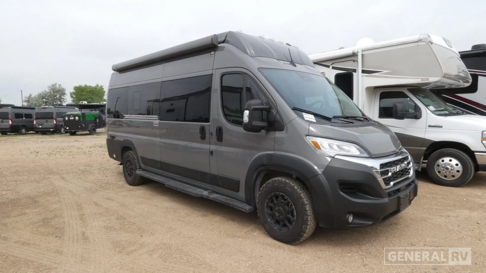 2025 Thor Motor Coach Tellaro 20L - Photo 2