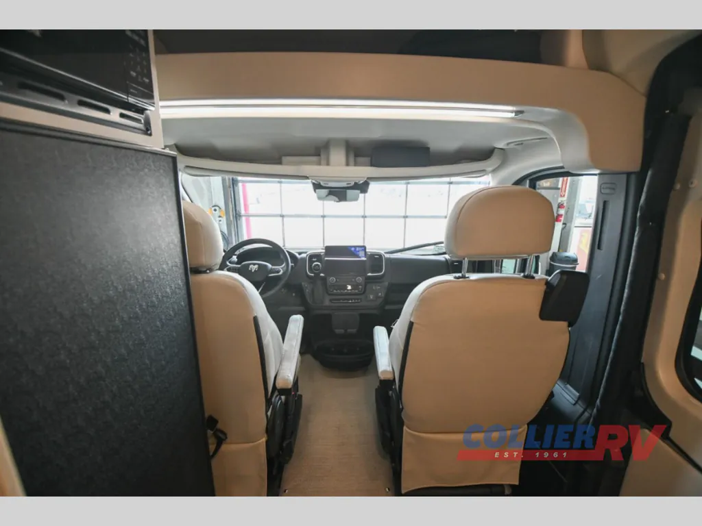 2026 Thor Motor Coach Tellaro 20U, Photos photo 9
