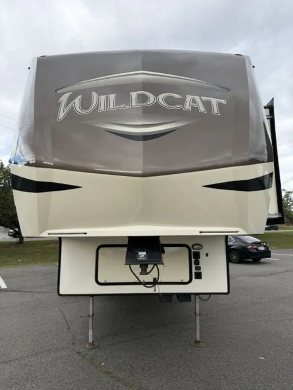 2019 Forest River Wildcat 32WB, Photos photo 3