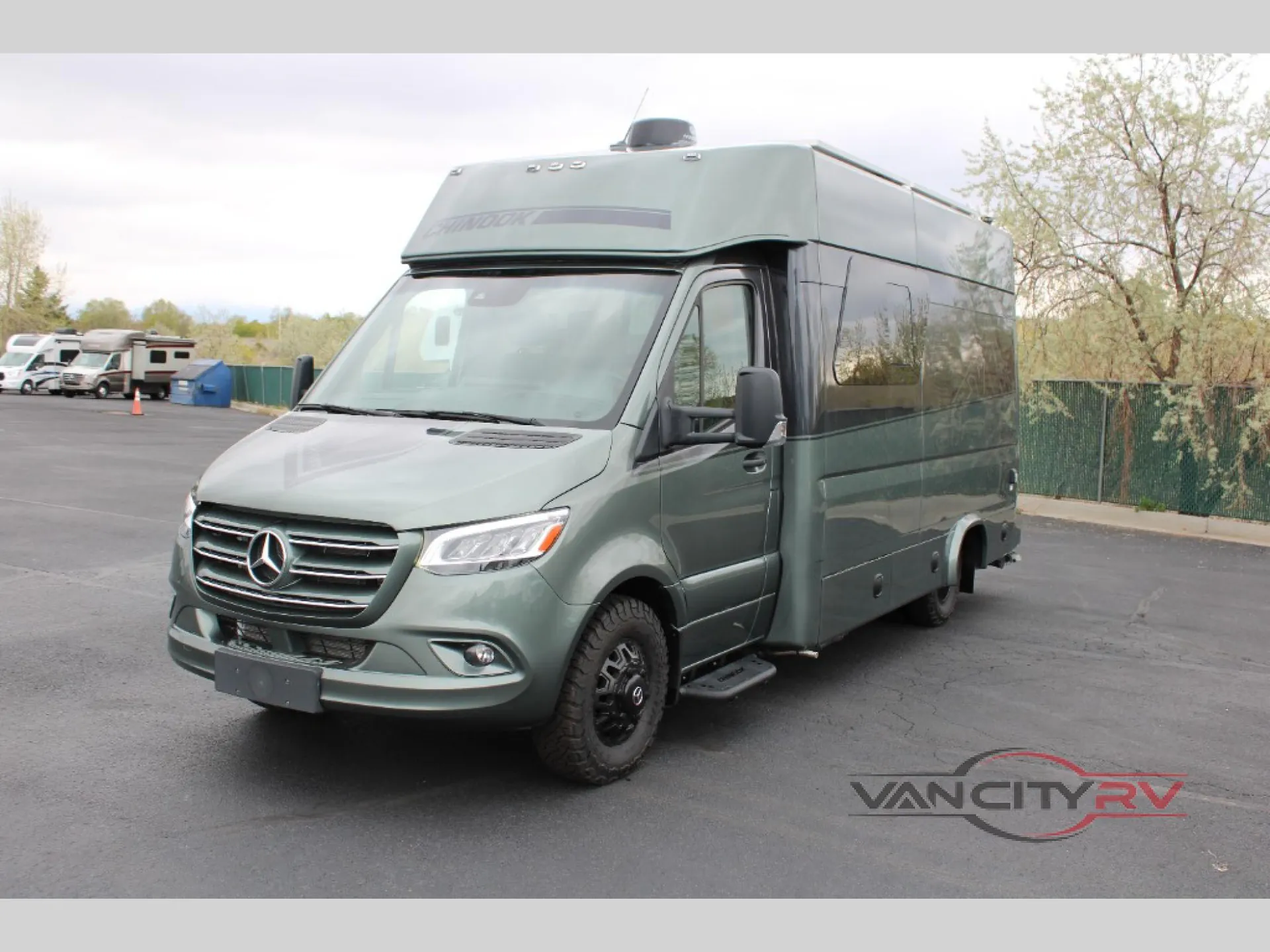 2025 Chinook RV Summit SS