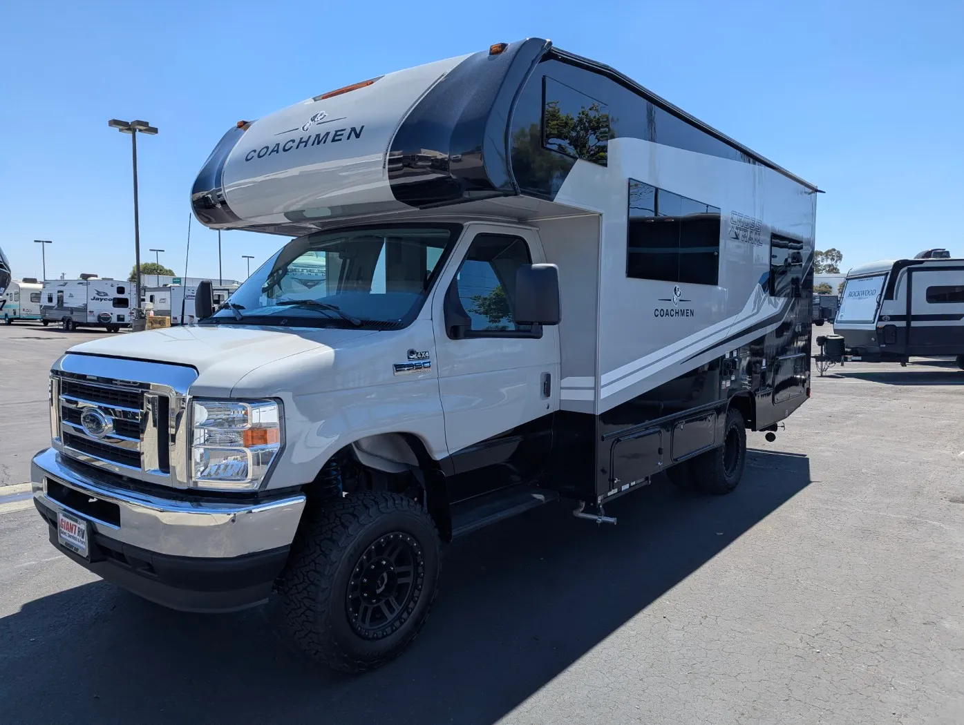 2026 Coachmen Cross Trail 22XG - Photo 4