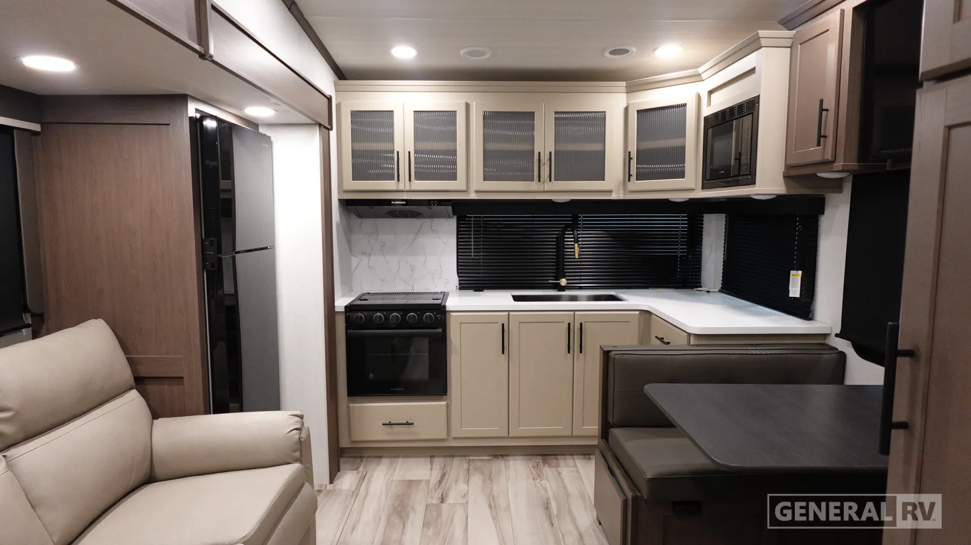 2027 Keystone Cougar Half-Ton 29MBD - Photo 3