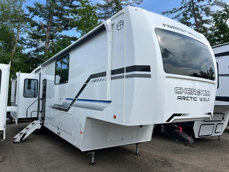 2026 Forest River RV Cherokee Arctic Wolf 387ML - Main photo