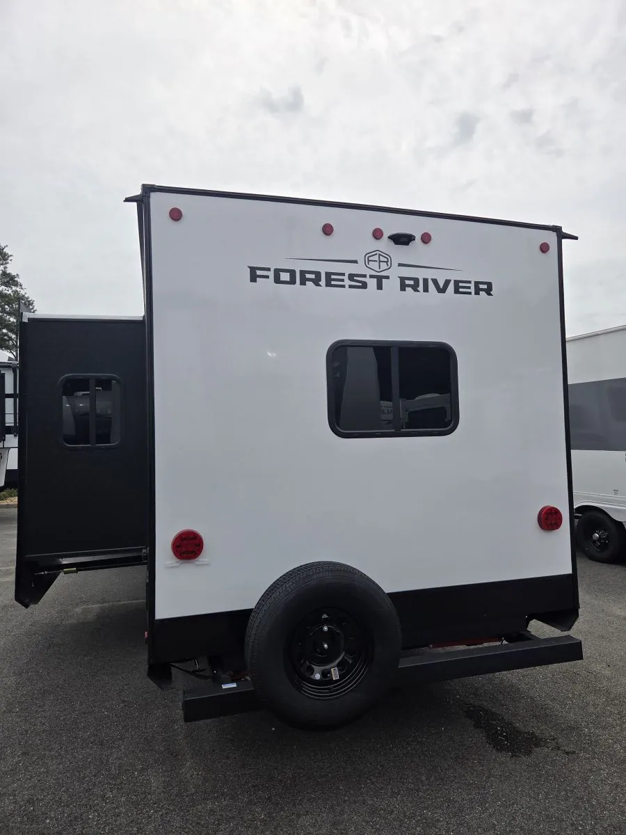 2027 Forest River Solaire 3300FLBS, Photos photo 3