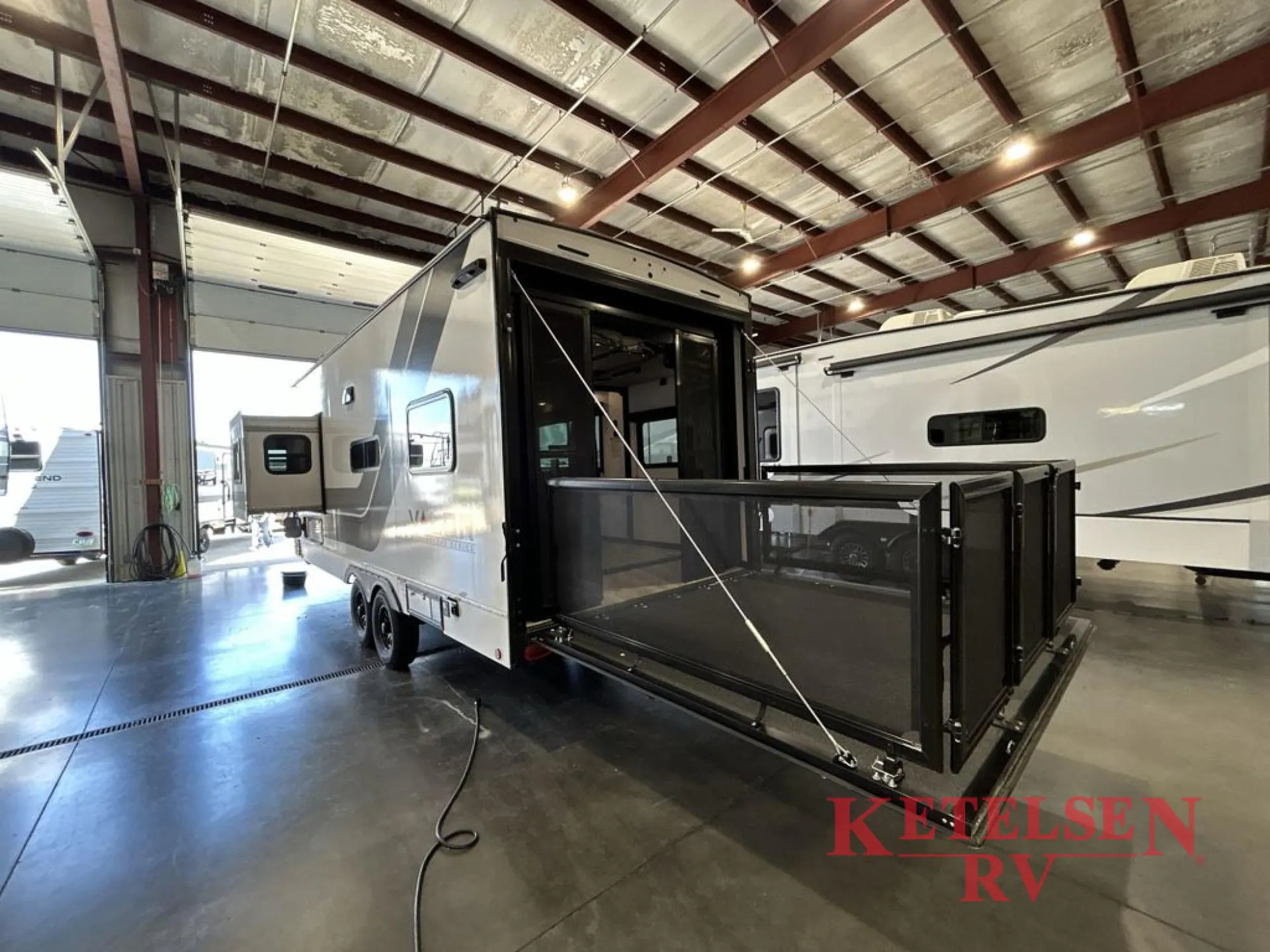 2024 Alliance RV Valor 21T15 - Photo 4