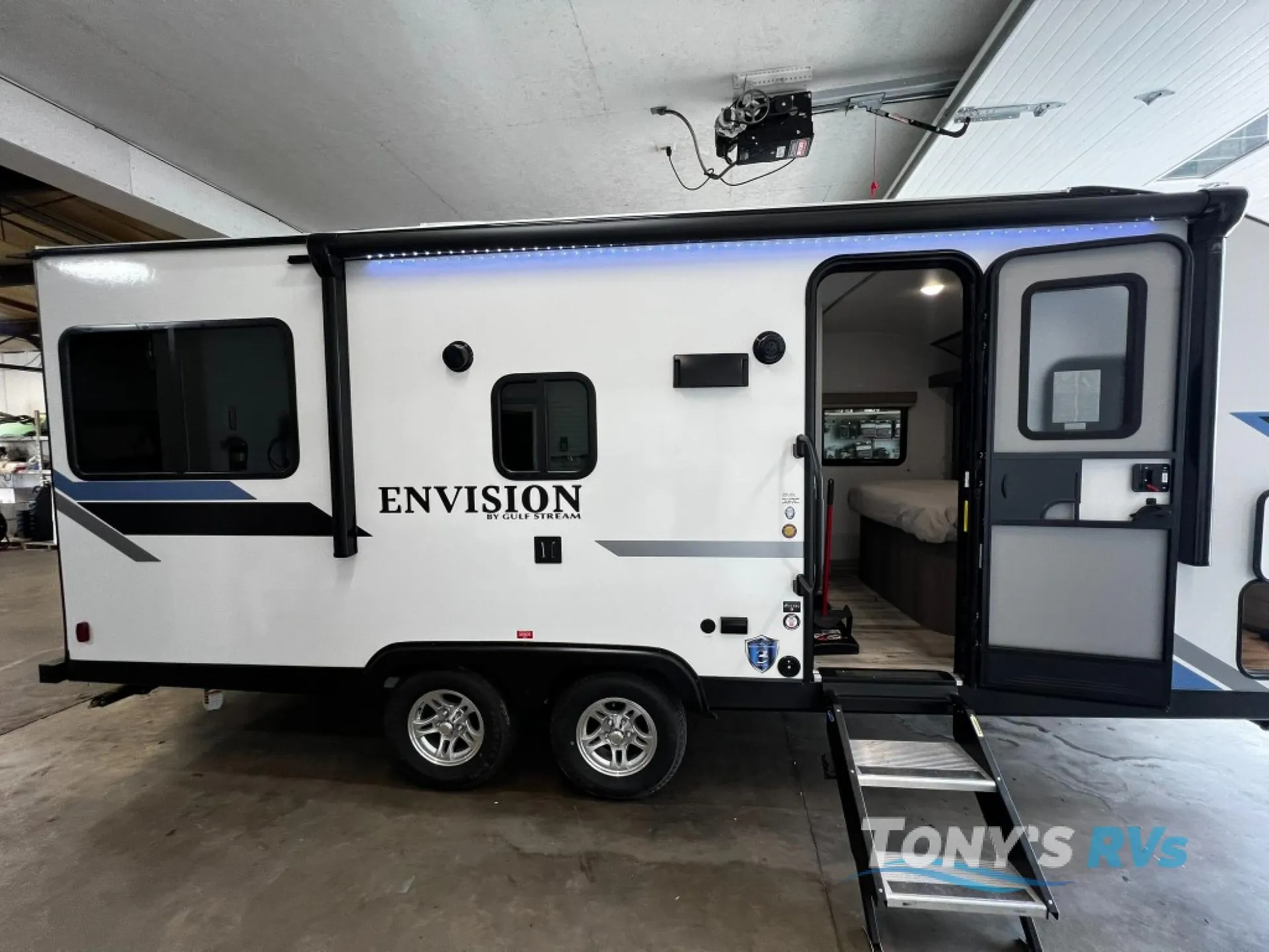 2026 Gulf Stream RV Envision SVT 22UDL - Photo 3
