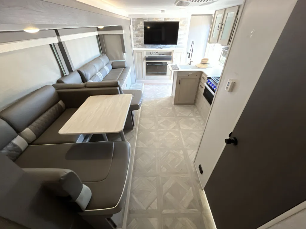 2024 Forest River Salem Cruise Lite 273QBXL, Photos photo 3