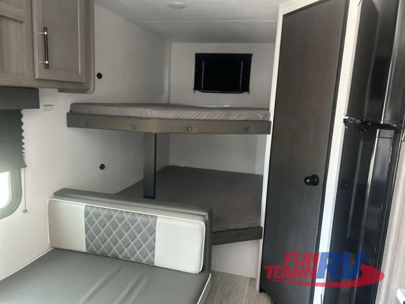 2025 Keystone RV Hideout Sport Double Axle 240BH - Photo 4