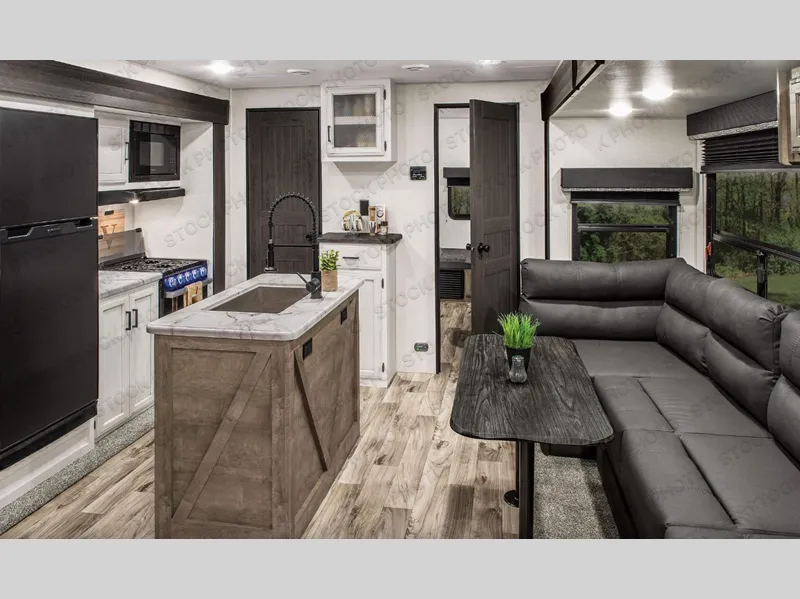 2022 Venture RV SportTrek 333VIK - Photo 3
