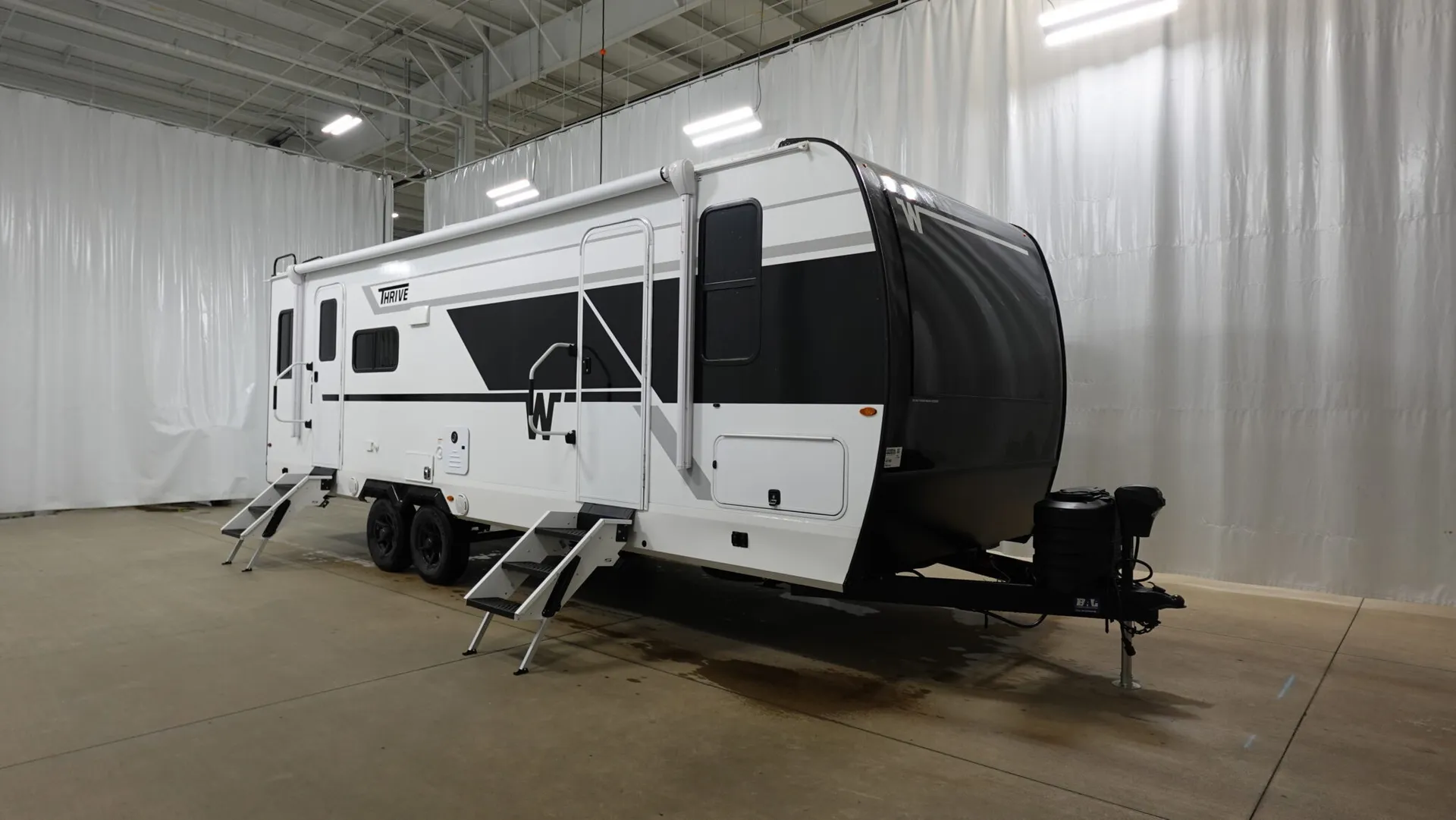 2026 Winnebago Thrive 25RLS - Photo 2