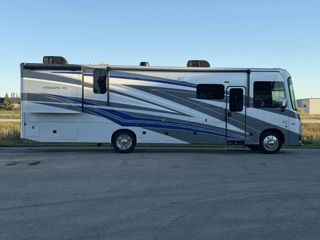 2023 Entegra Coach Vision XL 34B - Photo 2