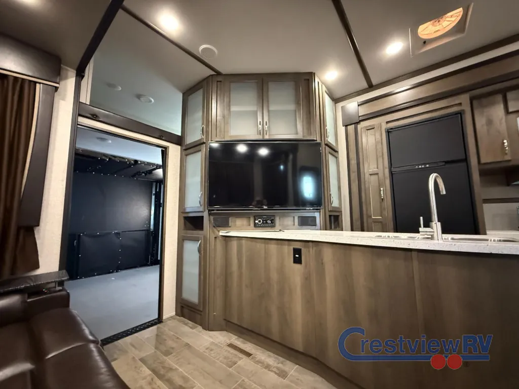 2020 Dutchmen Voltage Triton 3551, Photos photo 13