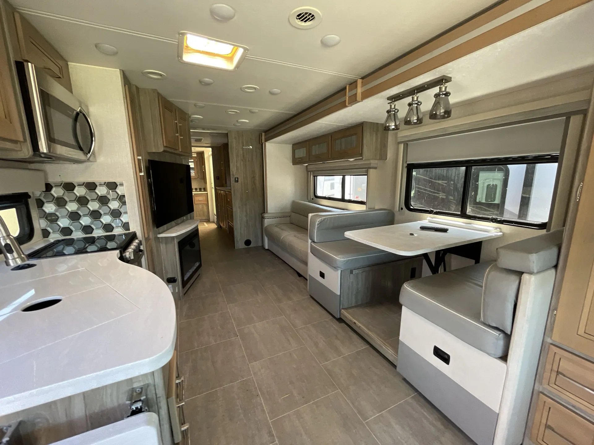 2021 Coachmen Sportscoach SRS 365RB — living area main