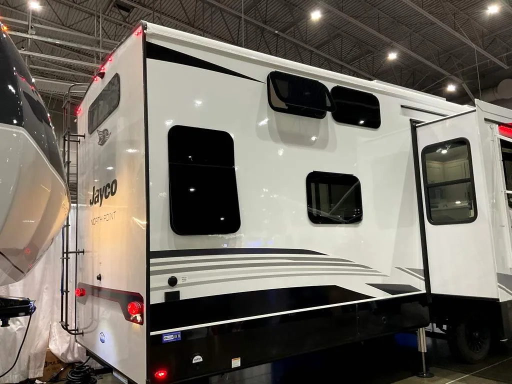 2026 Jayco North Point 395DSDB, Photos photo 10