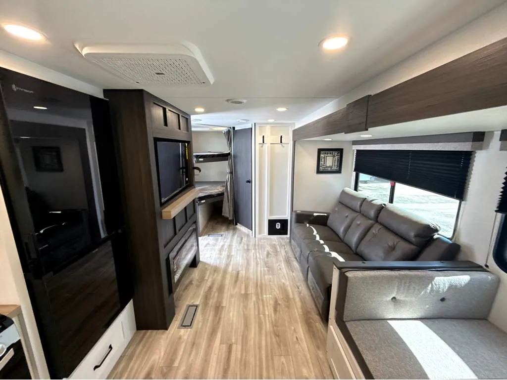 2027 Venture RV Sienna SA271VBH, Photos photo 13