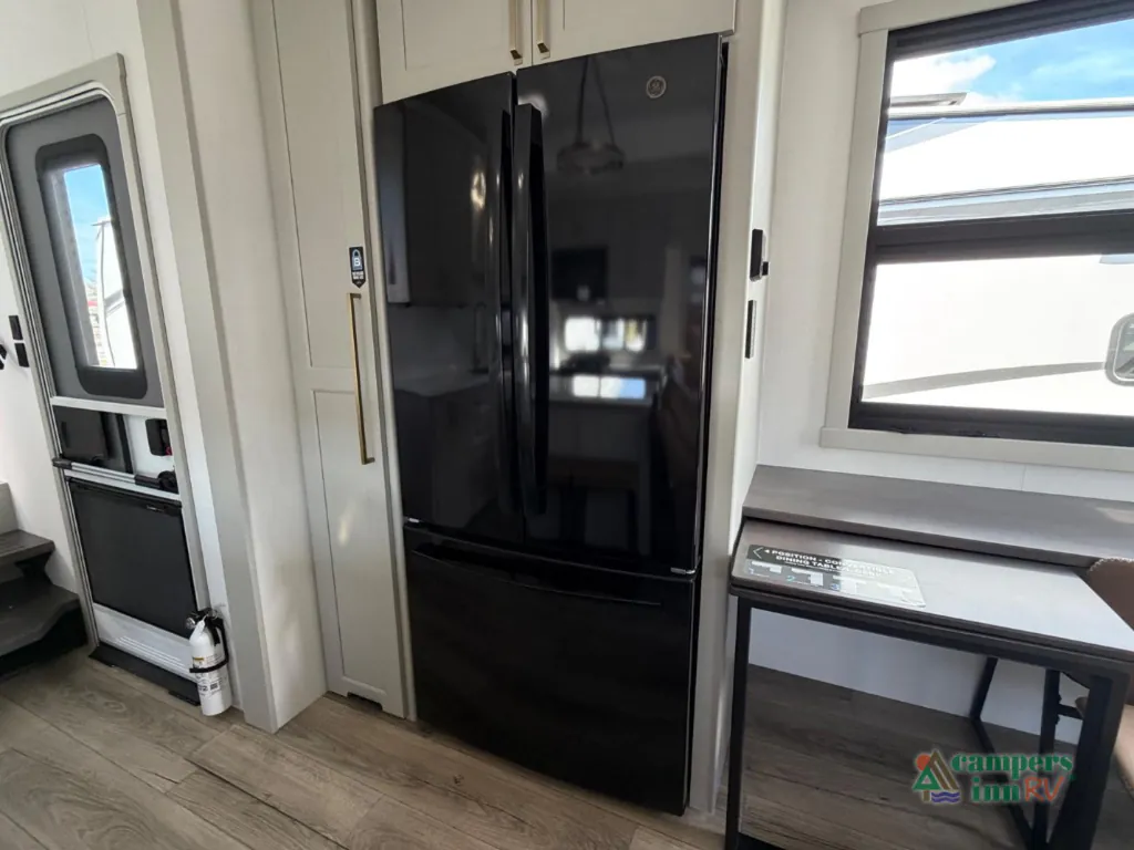 2026 Brinkley Model G 4150, Photos photo 18