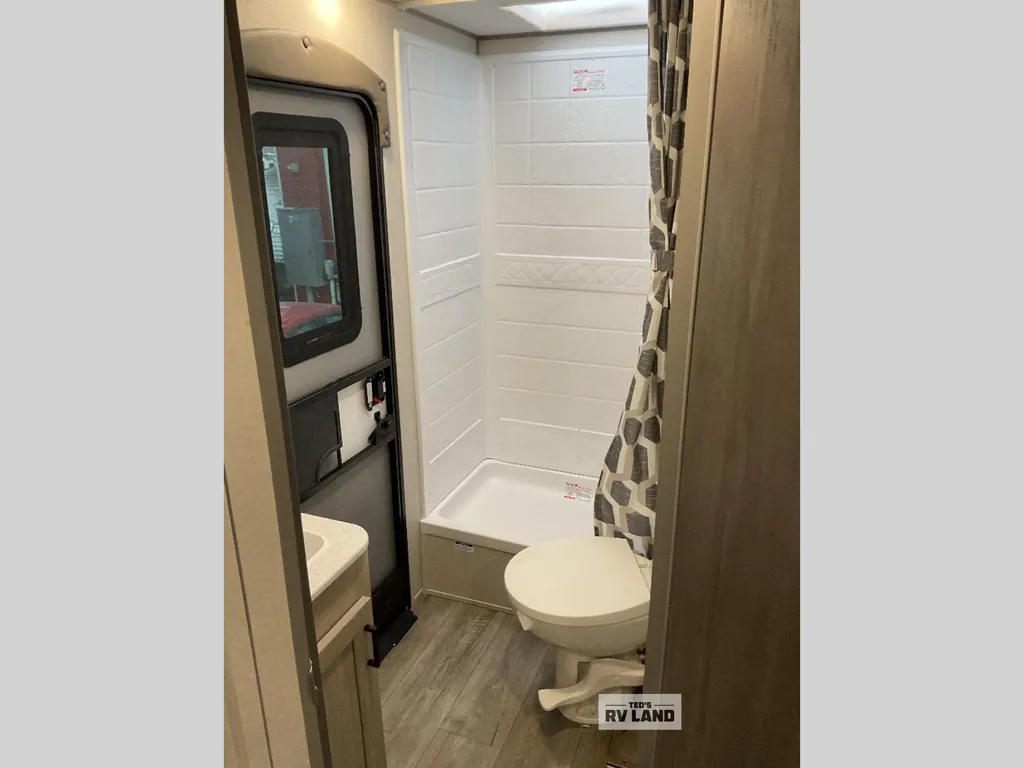 2026 Coachmen Catalina Legacy Edition 273DBHCK, Photos photo 22