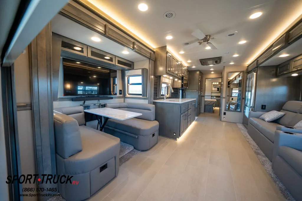 2024 Renegade RV Classic 45CME - Photo 3