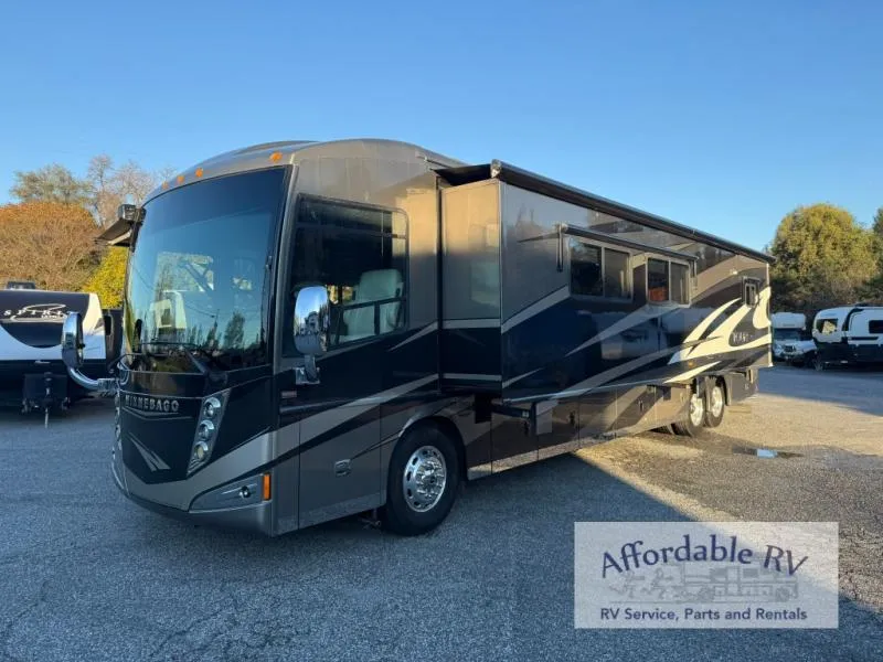 2014 Winnebago Tour 42QD - Photo 2