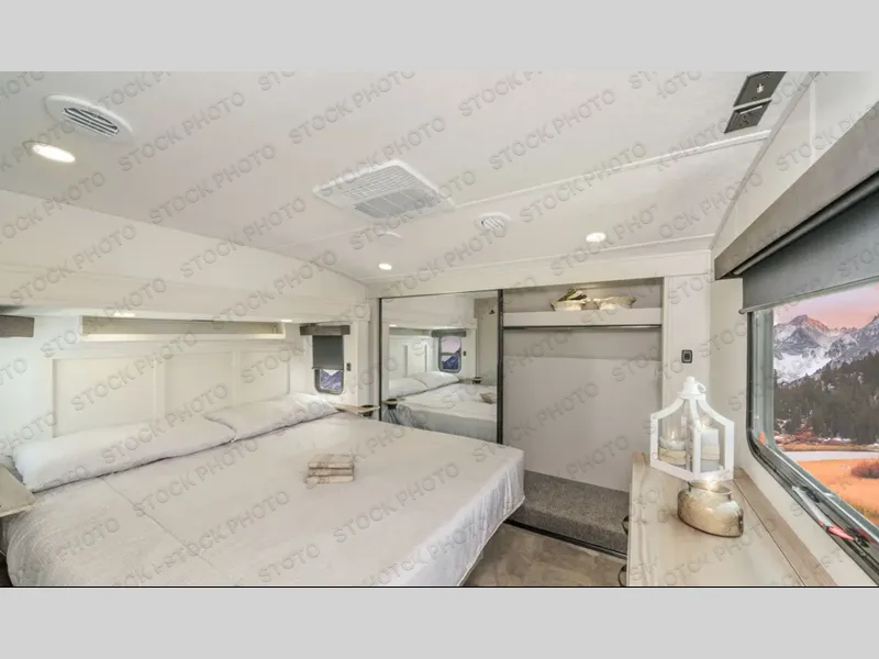2027 Coachmen Chaparral 389DEK - Photo 4