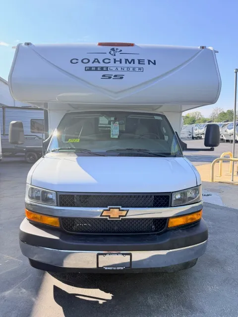2026 Coachmen Freelander 21QSS - Photo 3