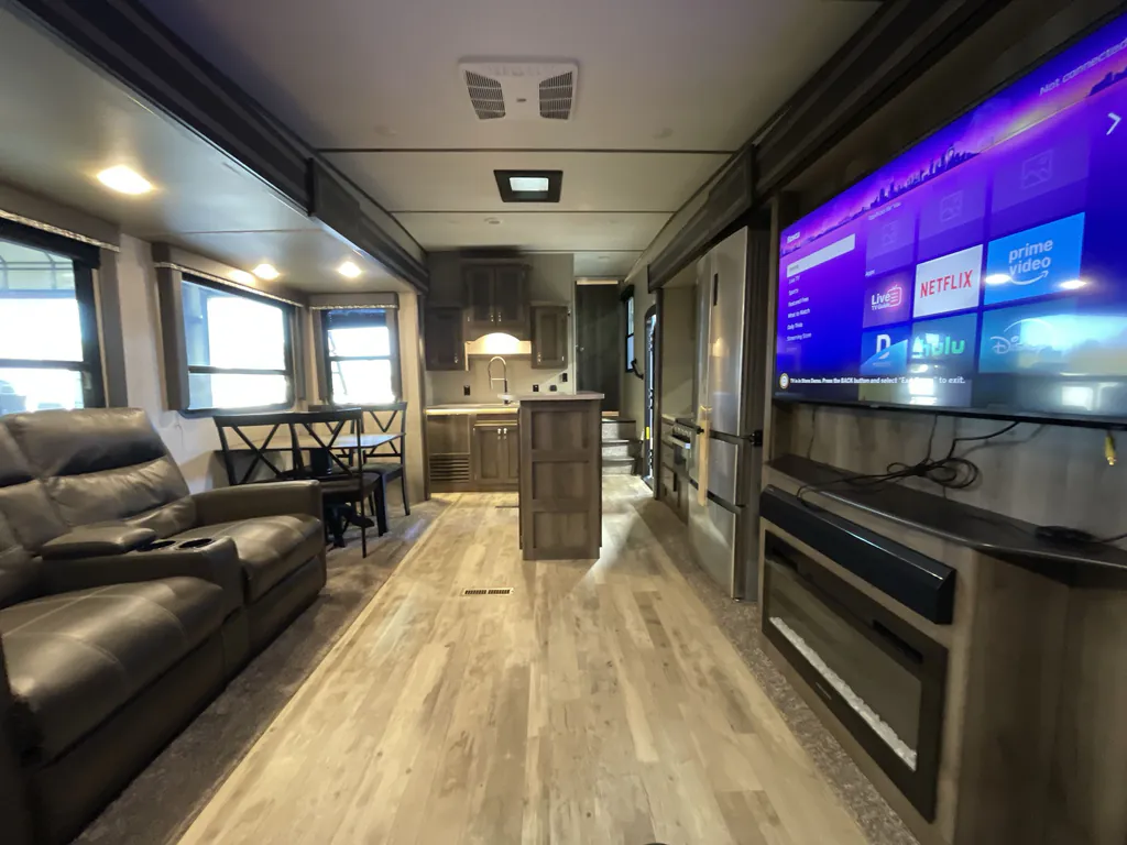 2020 Keystone Sprinter Limited 3151FWRLS, Photos photo 2