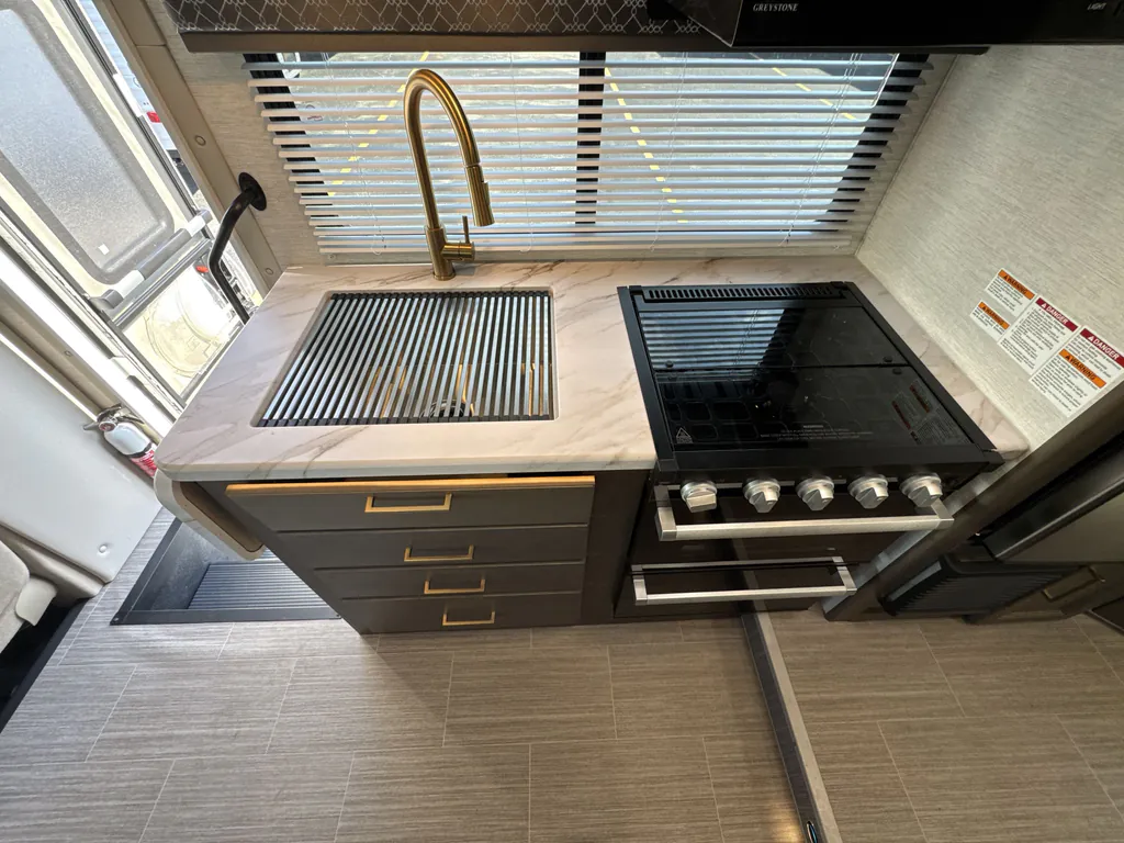 2025 Thor Motor Coach Freedom Elite 22FE, Photos photo 7
