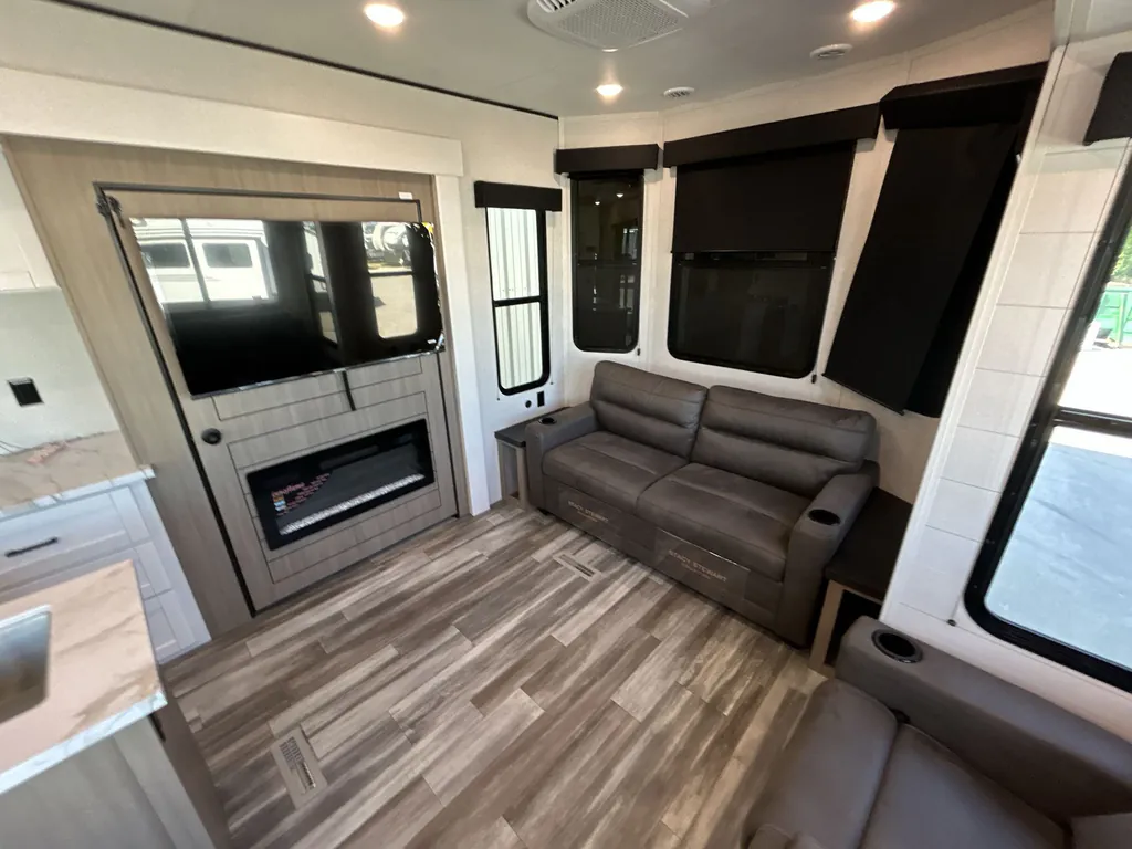 2026 Jayco Jay Flight Bungalow 401FLTS DS, Photos photo 43