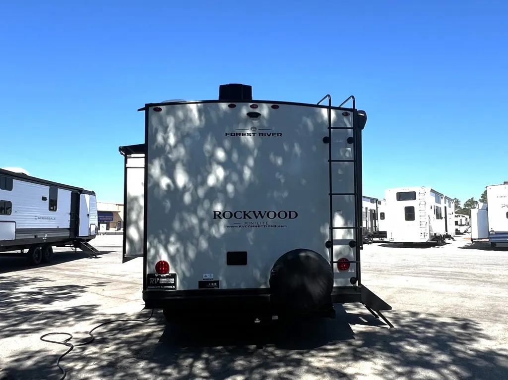 2026 Forest River Rockwood Mini Lite 2109S, Photos photo 4