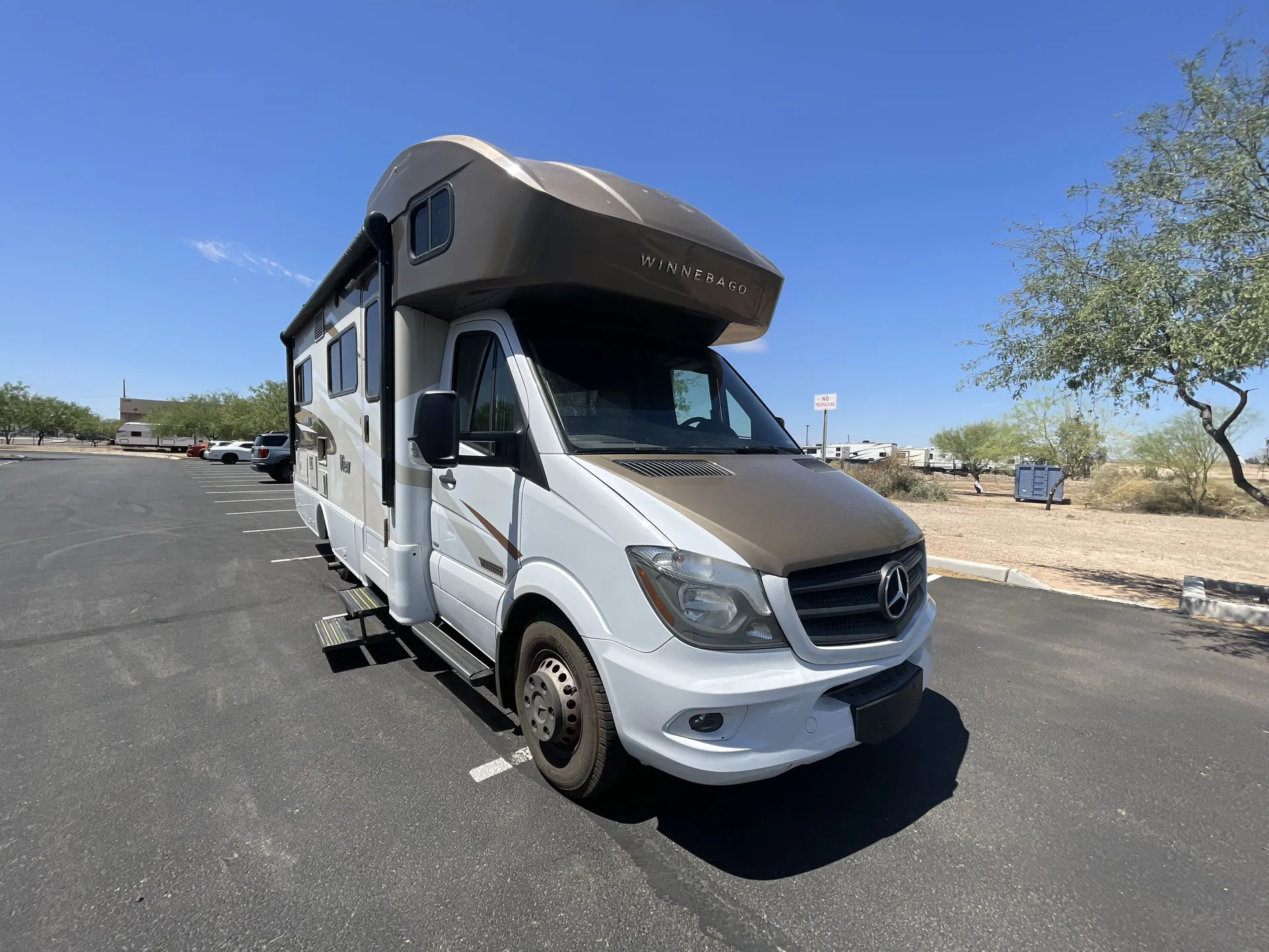 2016 Winnebago View 24G - Photo 2