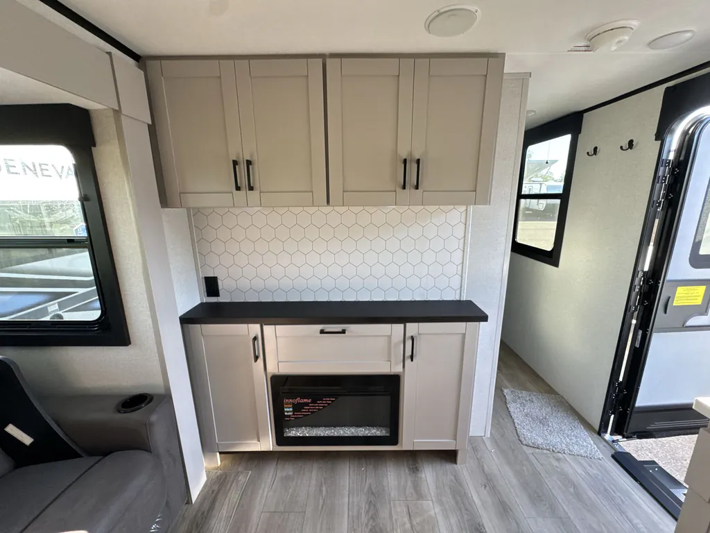 2026 Jayco Jay Feather 29QBH, Photos photo 9