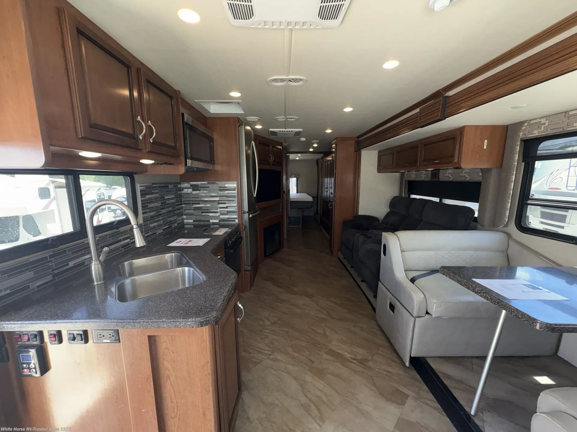 2017 Fleetwood Storm 36D - Photo 4