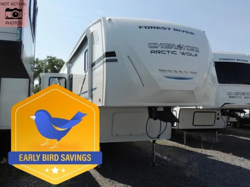 2026 Forest River Cherokee Arctic Wolf 331BH - Photo 2