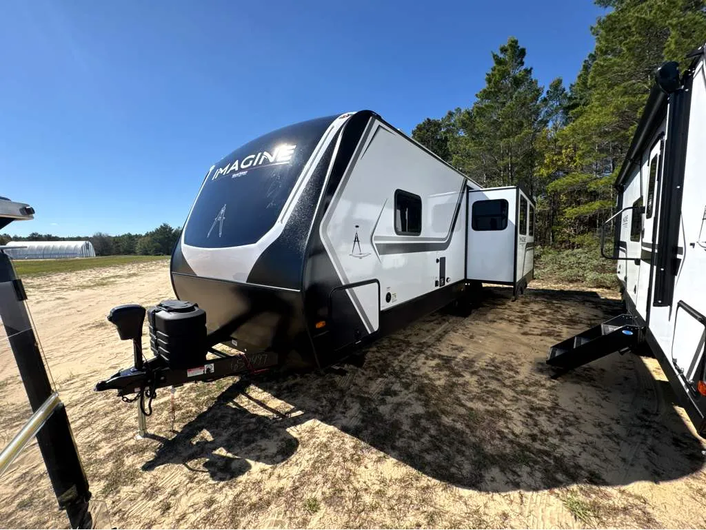 2026 Grand Design Imagine 2670MK - Photo 3