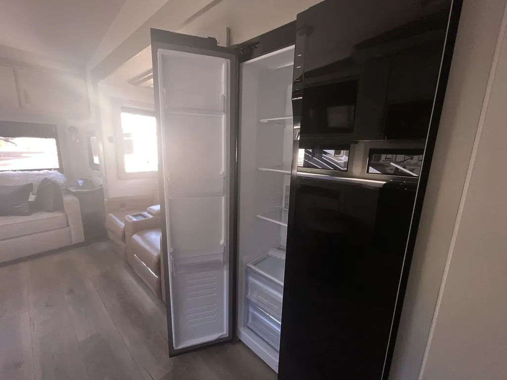 2025 Brinkley Model Z 2670, Photos photo 20