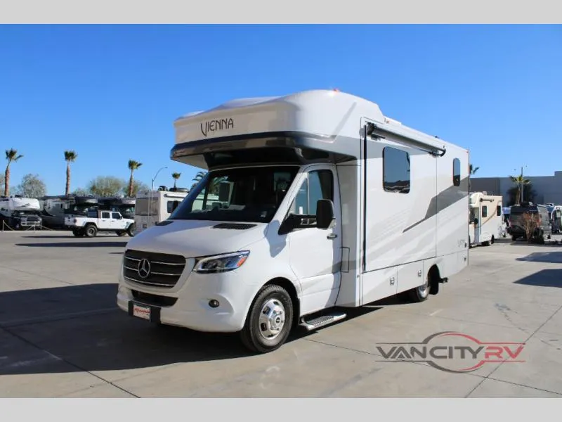 2025 Renegade RV Vienna 25DLC - Photo 2