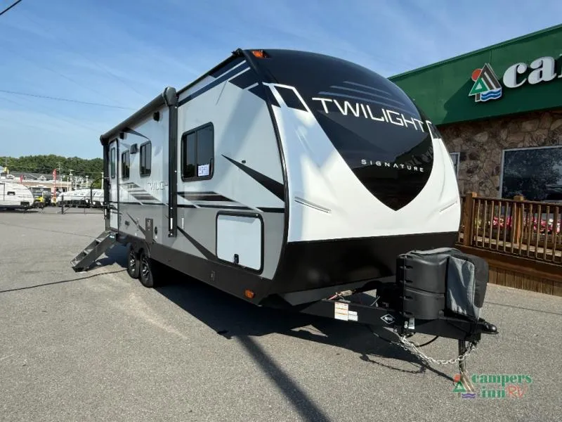 2023 Cruiser RV Twilight Signature TWS 2100 - Photo 2