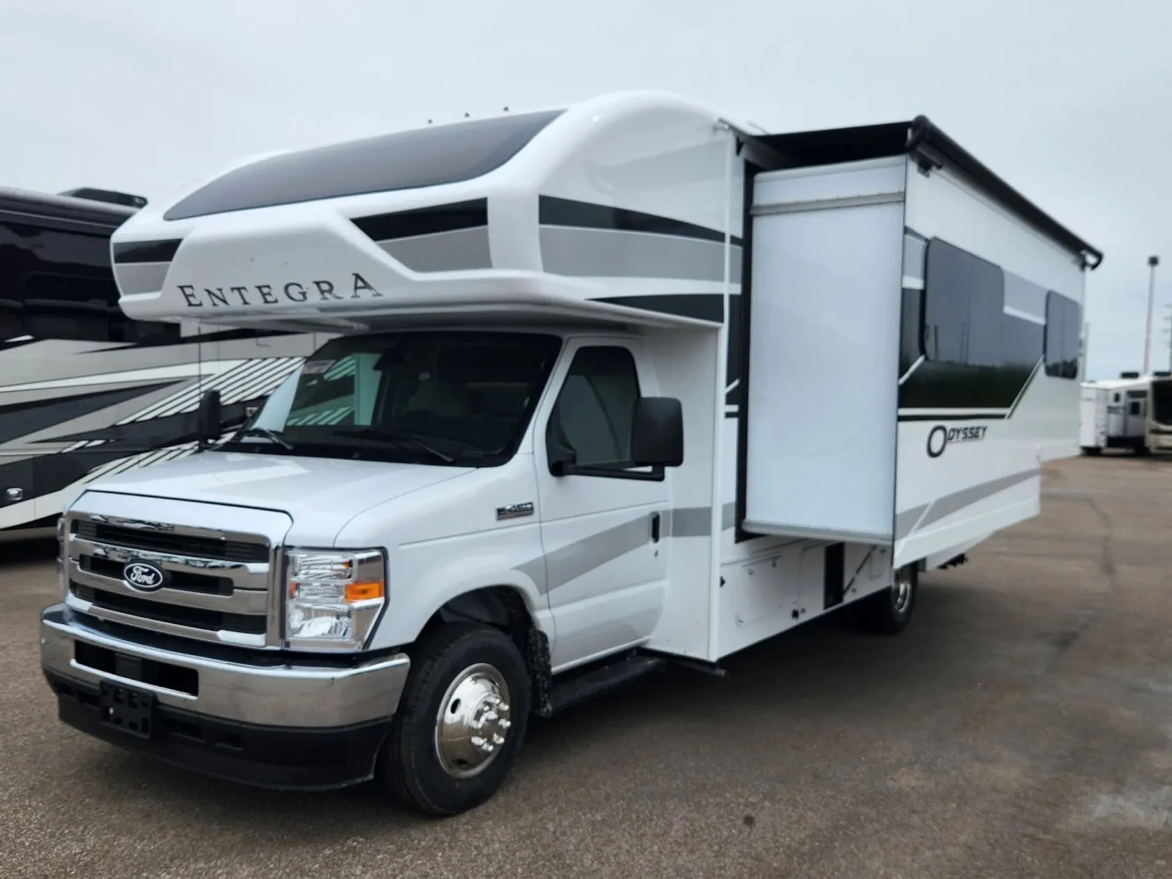 2027 Entegra Coach Odyssey 24B - Photo 3
