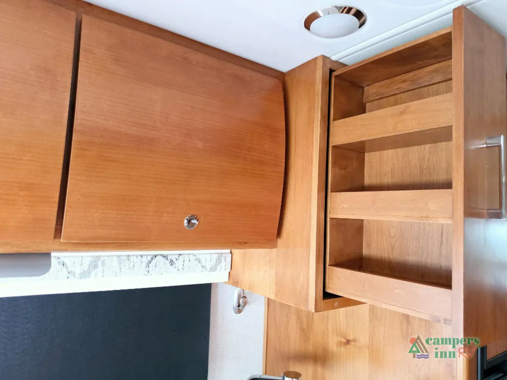 2019 Tiffin Wayfarer 24 FW, Photos photo 18