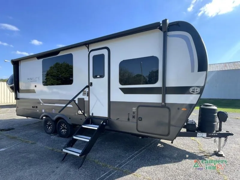 2026 Forest River Rockwood Mini Lite 2522FB - Photo 2