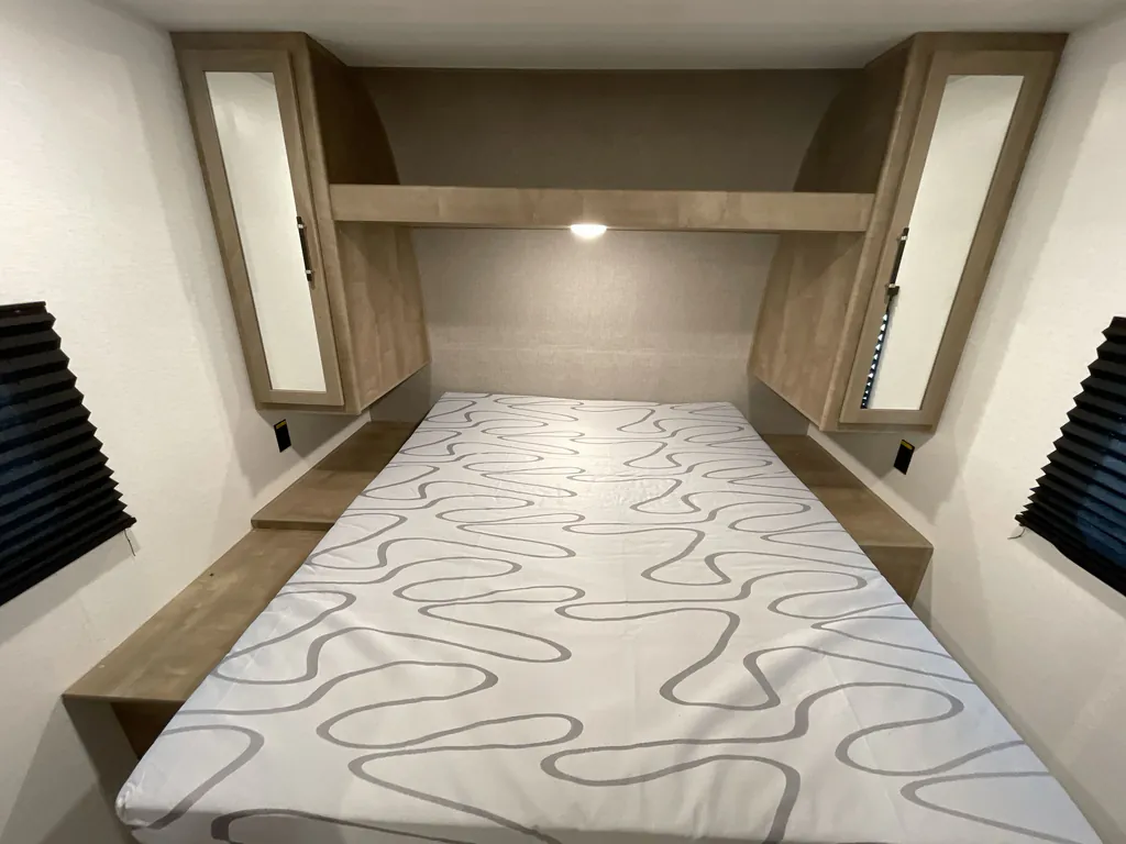 2025 Keystone Springdale Classic East 260BHC, Photos photo 11