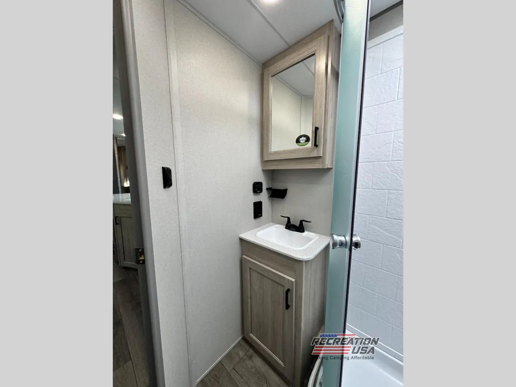 2026 Coachmen Catalina Legacy Edition 243RBS, Photos photo 27
