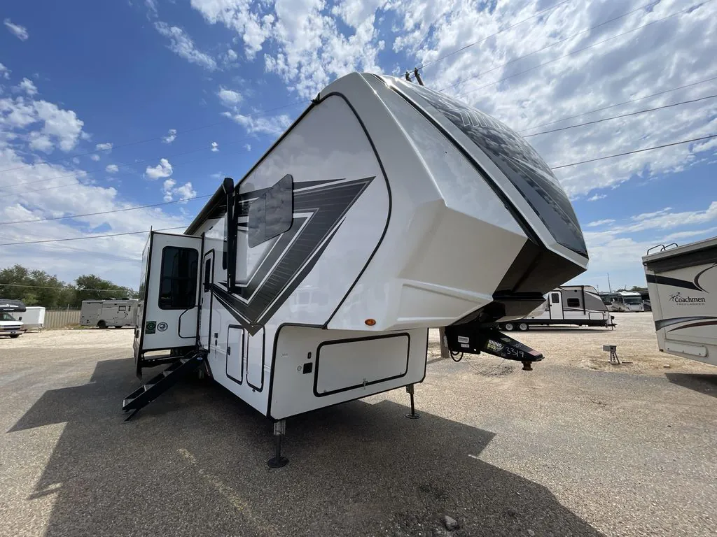 2022 Grand Design Momentum 381MS - Photo 2