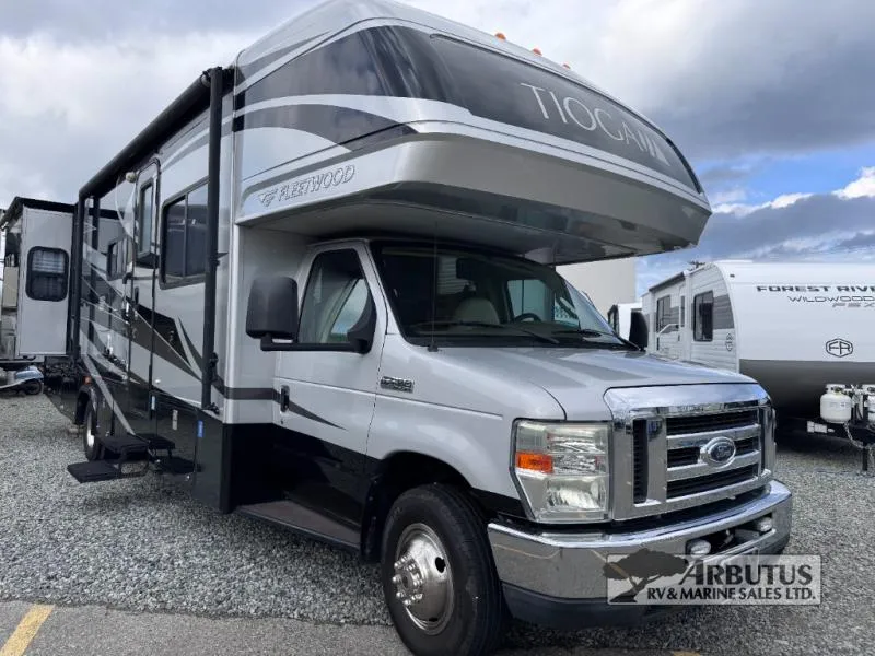 2008 Fleetwood Tioga 31M - Main photo